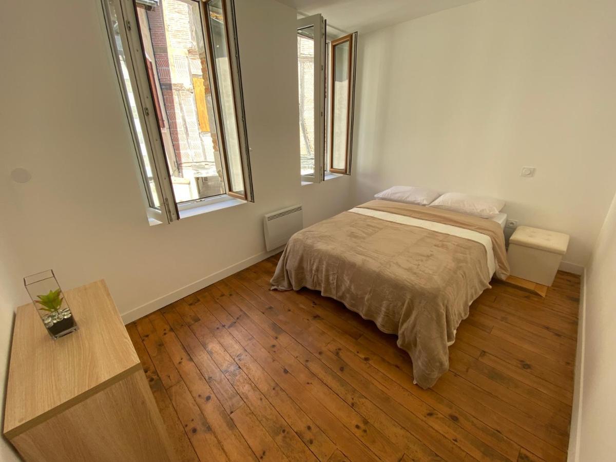 Logement Tout Equipe Layrac Luaran gambar
