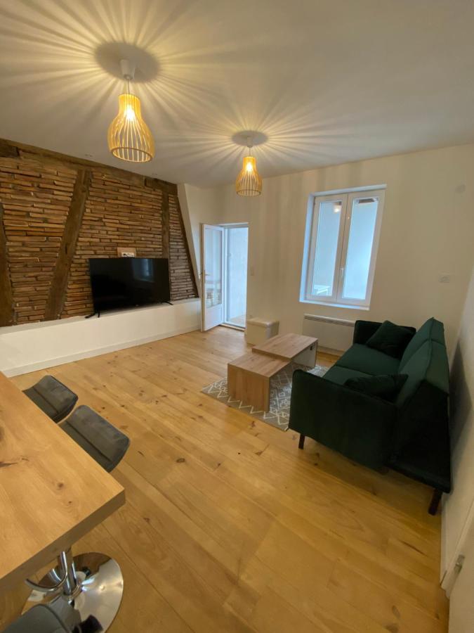 Logement Tout Equipe Layrac Luaran gambar